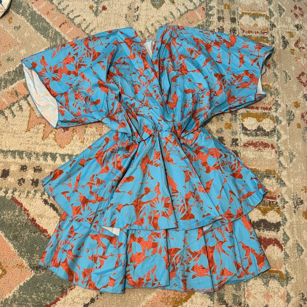 Floral mini dress with flowy hem